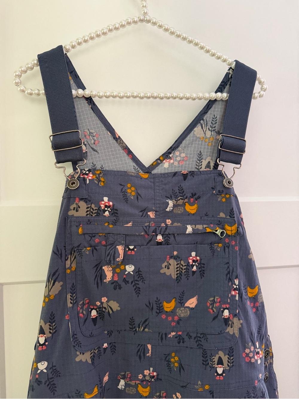Duluth Trading Co Navy Floral & Chicken Print women’s Overalls